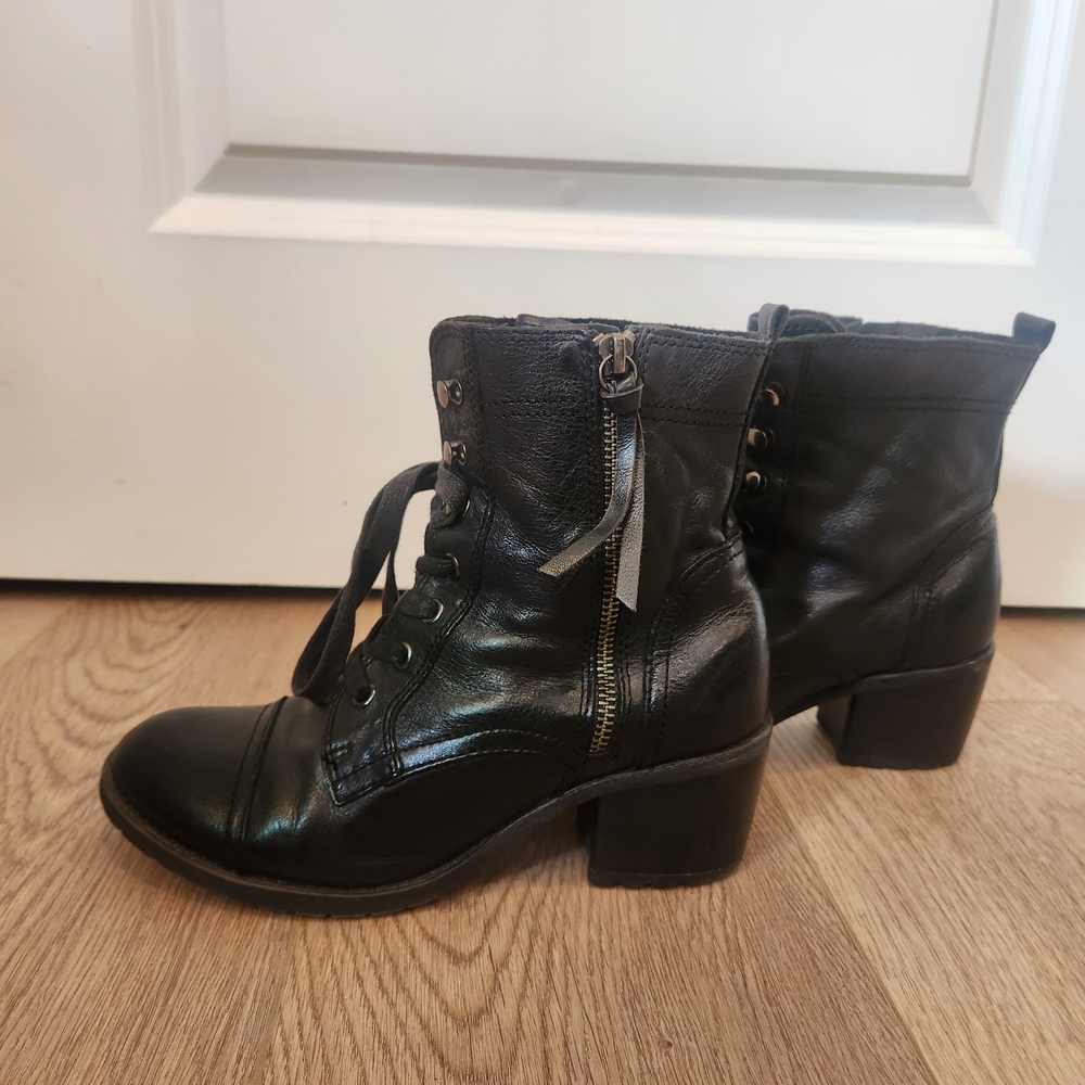 Aldo Black Leather Lace-Up Side Zip Block Heel Combat Ankle Boots
